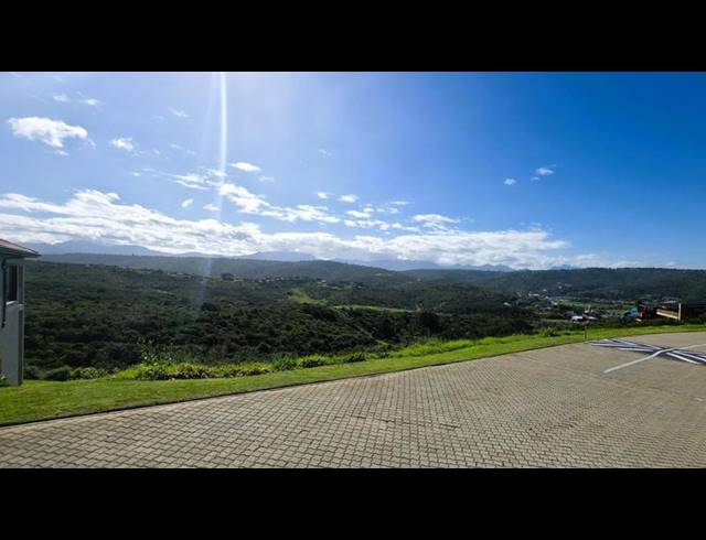 LAND FOR SALE IN AVONDDANS